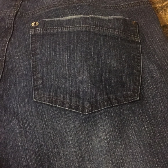 Jeans - Picture 4 of 7